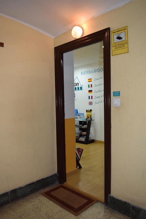Pension Waksman Valenza Esterno foto